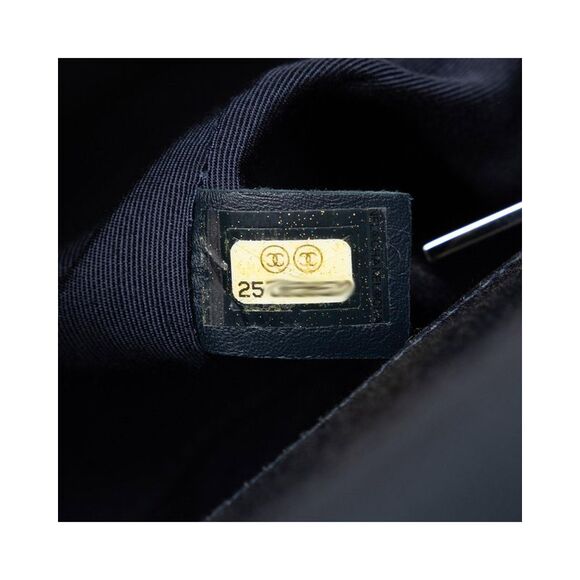 Pre Loved Chanel  19 Flap Bag in Blue Aged Calfskin Leather - Picture 8 of 8